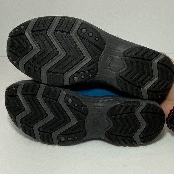 NWOT Easy Spirit Women's Size: 6.5 - Picture 13 of 13